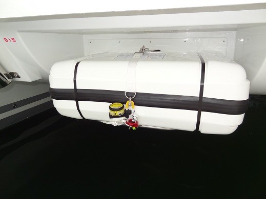 MCA liferaft installation